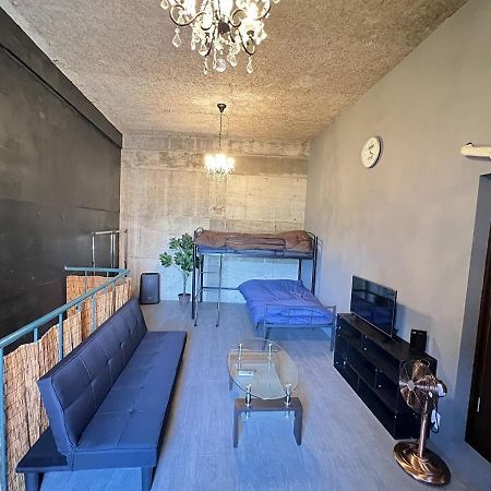 Готель Apple-Garage Mitoyo Екстер'єр фото
